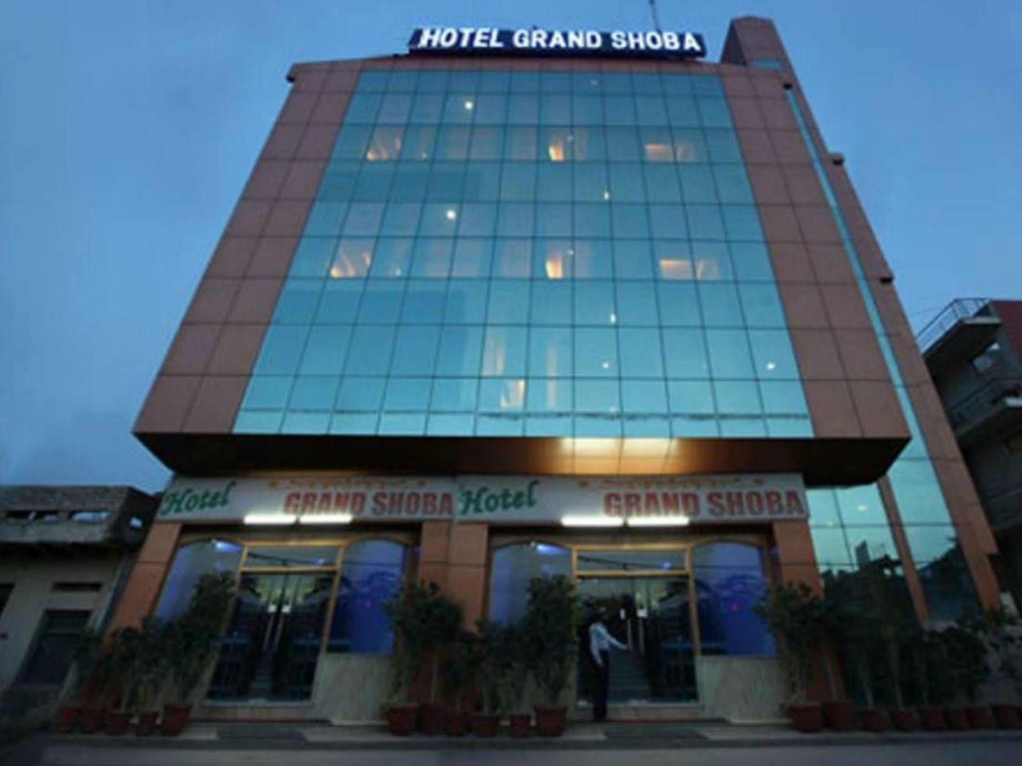 Fabexpress Grand Shoba Hotel New Delhi Exterior photo